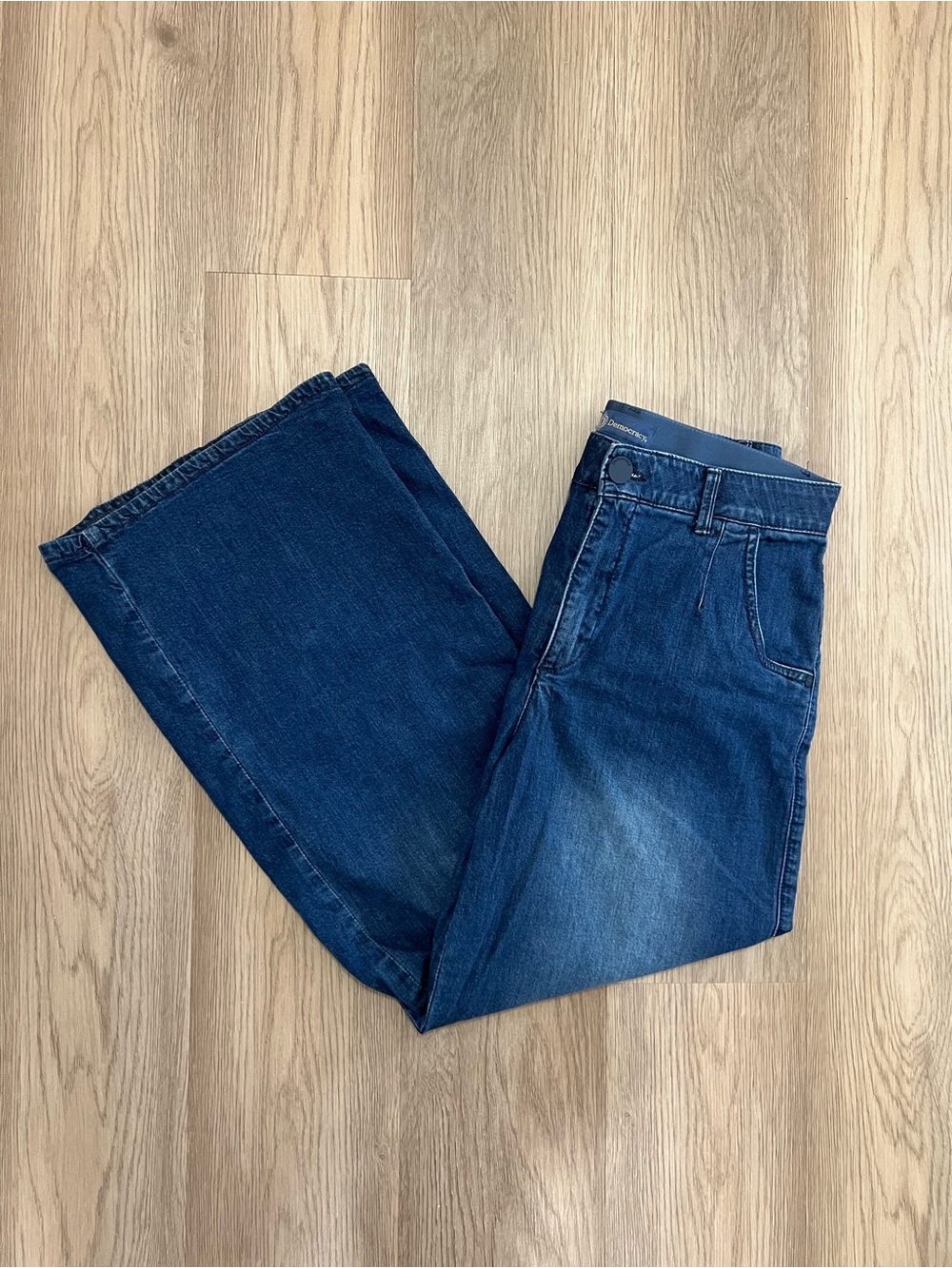 Democracy Ab Solution Skyrise Tulip Hem Wide Leg Jeans Size 12 High Rise